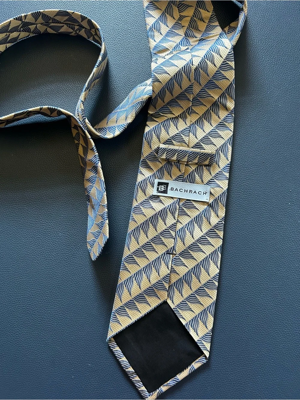 Bachrach Blue and Cream Diagonal Geometric Tie